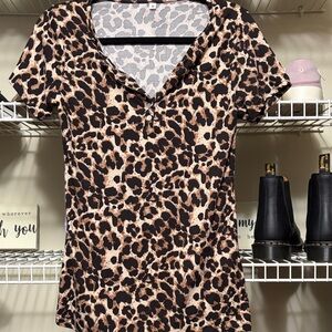 Leopard Print V-Neck Women Top